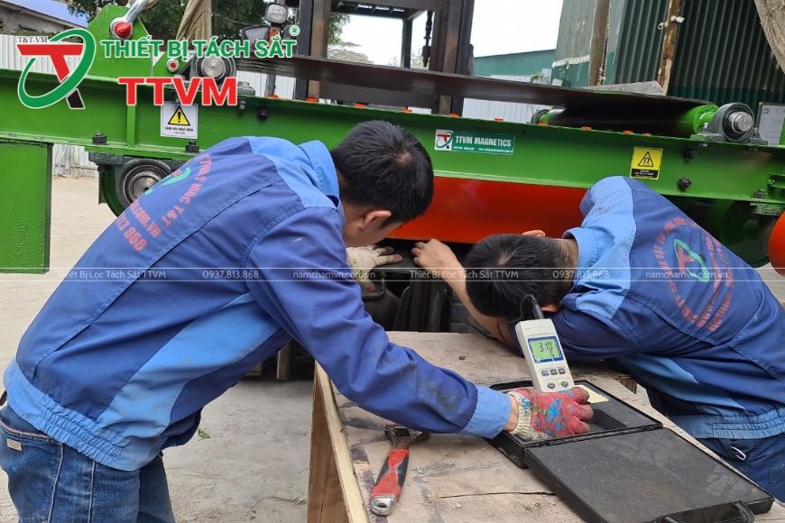 mua băng tải khử sắt TTVM