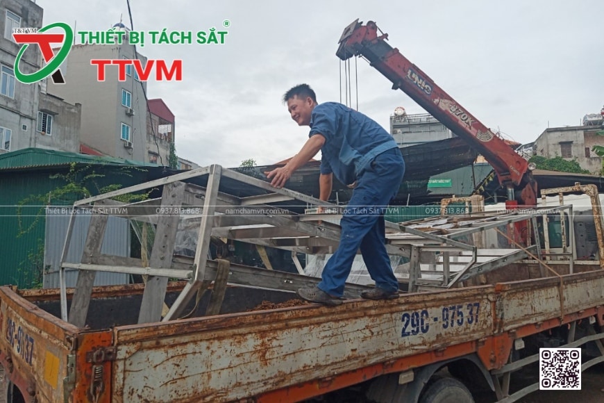 nhà cung cấp khung nam châm lưới