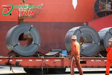 Giá thép rẻ hơn nước – Thực trạng đáng báo động của ngành sản xuất thép
