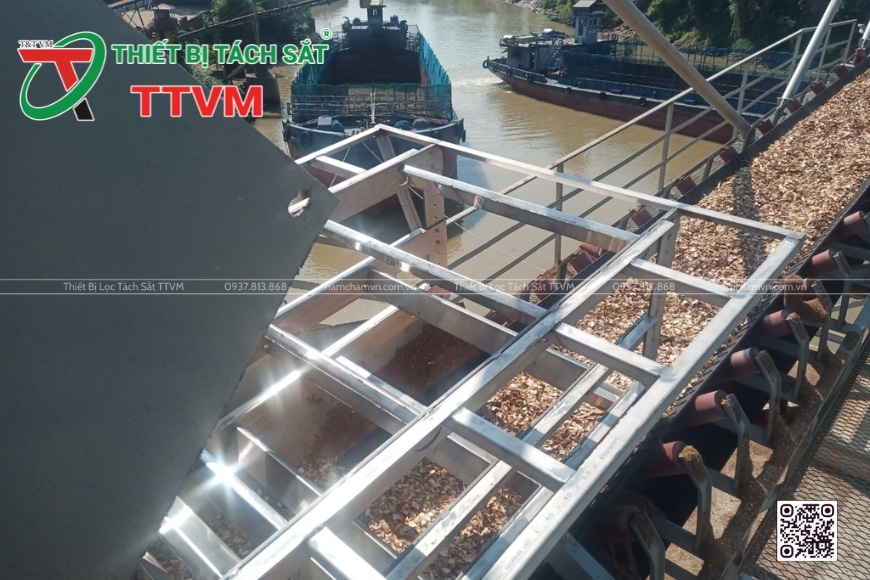 tiêu chí khi mua khung nam châm lưới
