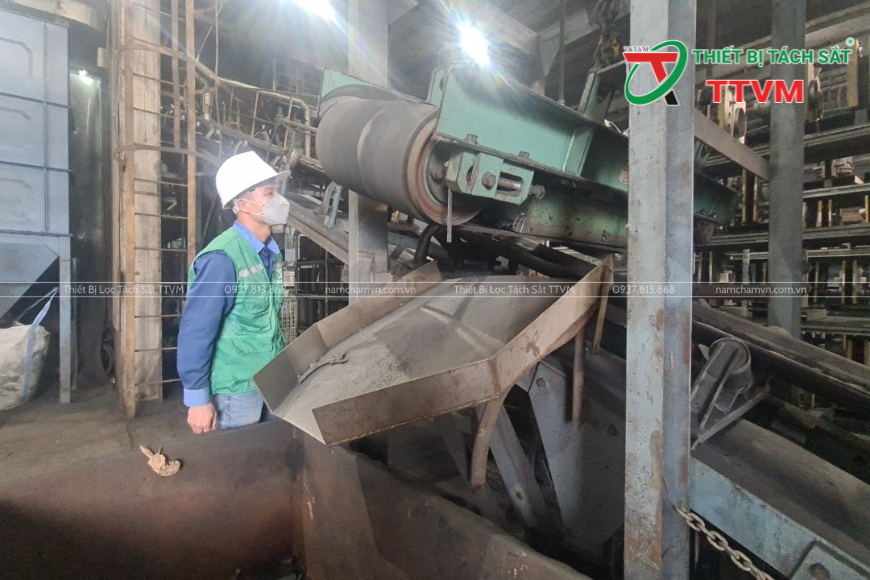 Vai Trò Của Thiết Bị Lọc Tách Sắt Chuyên Dụng Trong Khai Thác Khoáng Sản