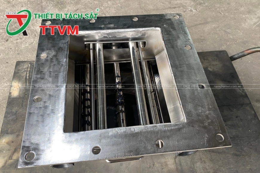 nam châm lưới TTVM