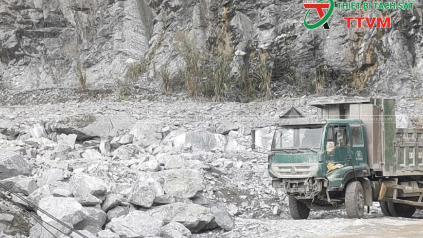 Khai thác cát sỏi Tuyên Quang: Thực trạng, vi phạm và hướng siết chặt quản lý