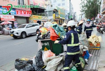 Xử lý rác ứ đọng giúp bảo vệ môi trường đô thị Đà Lạt