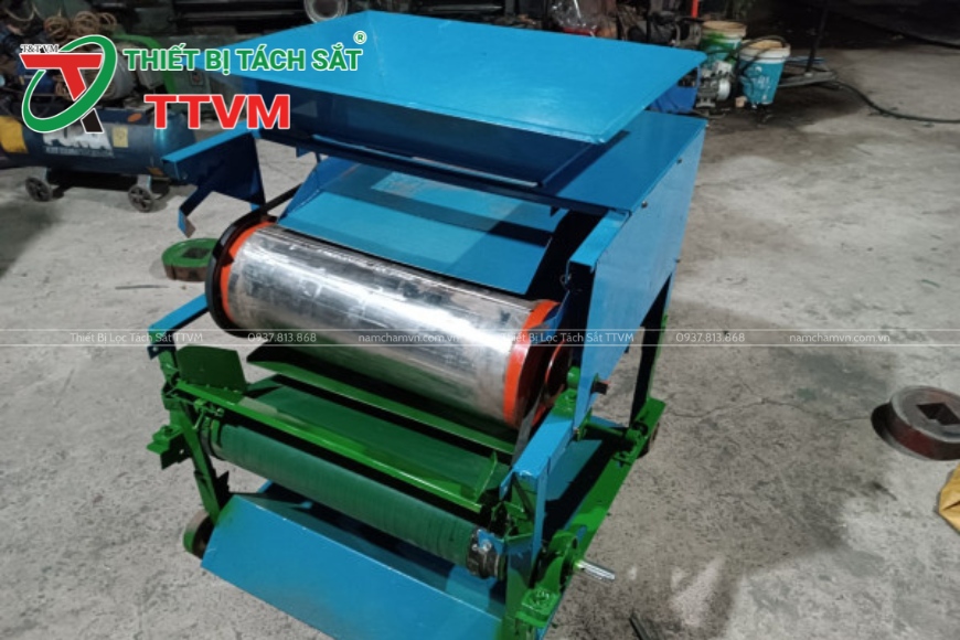 máy tuyển từ khô dạng tang trống